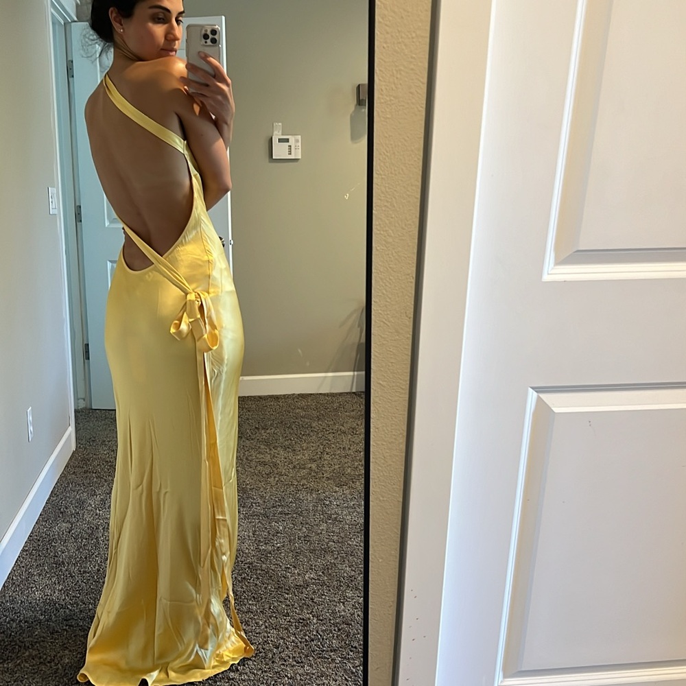 Arcina Ori - Monique Elegant Yellow Backless Dress